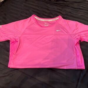 Nike workout top